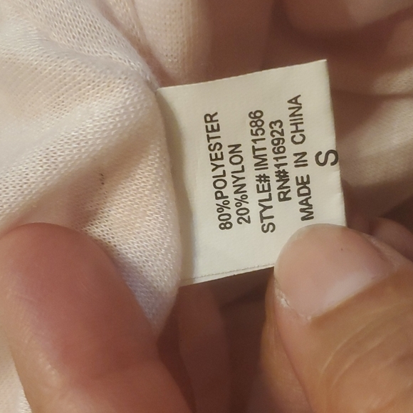 KARISS Women's pink sequence halter top used - Picture 6 of 7